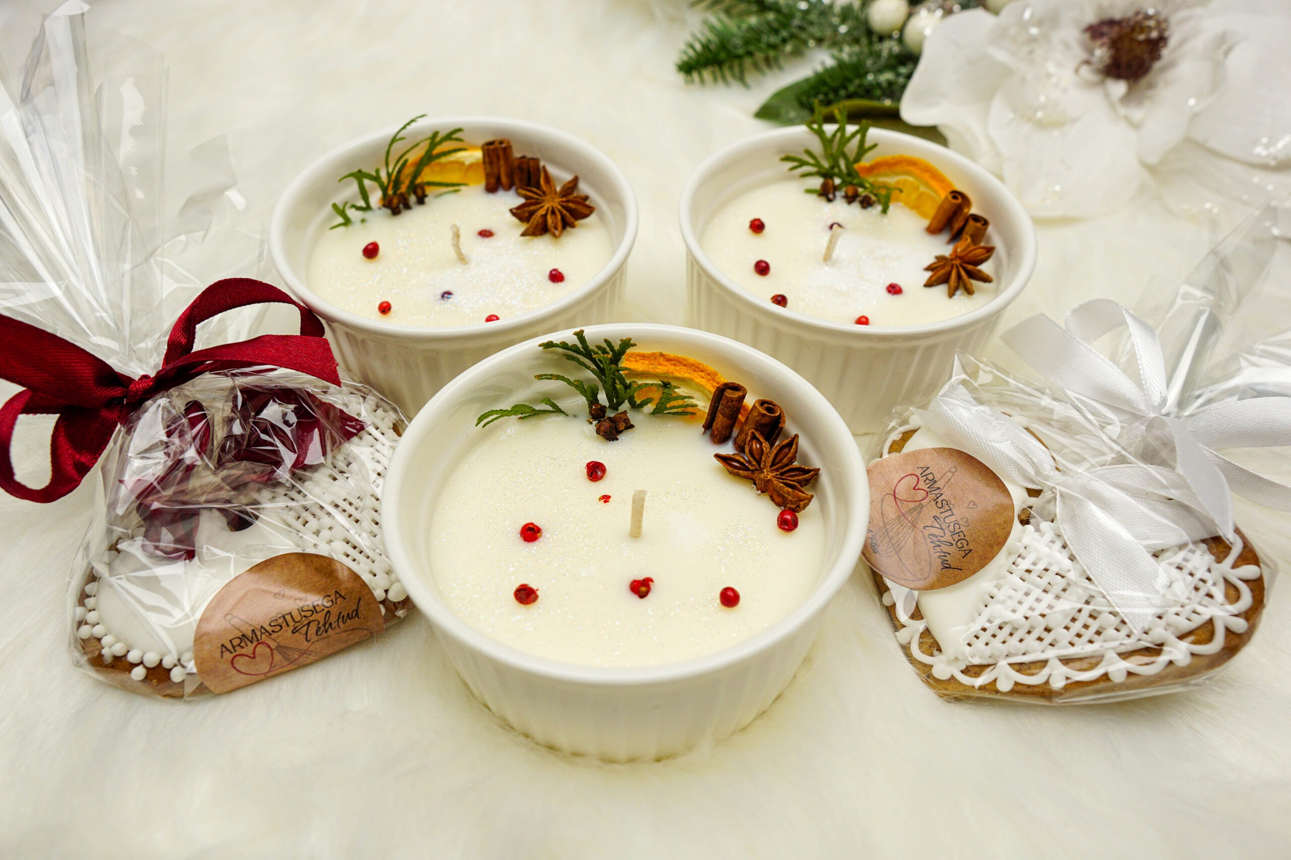 Kinkekomplekt – Jõuluküünal ja piparkook - Image 3